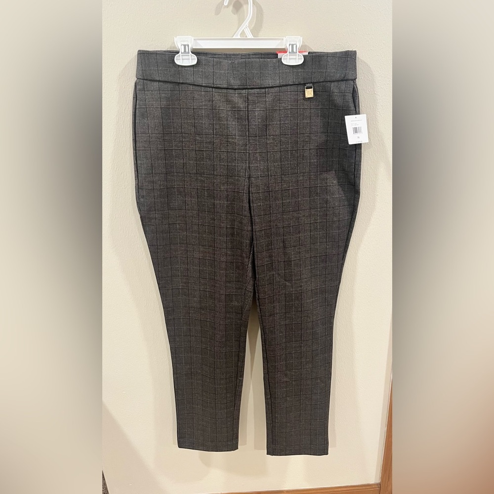Rafaella Slim Leg Comfort Pull On Glen Plaid Dress Pants - Size 14 NWT